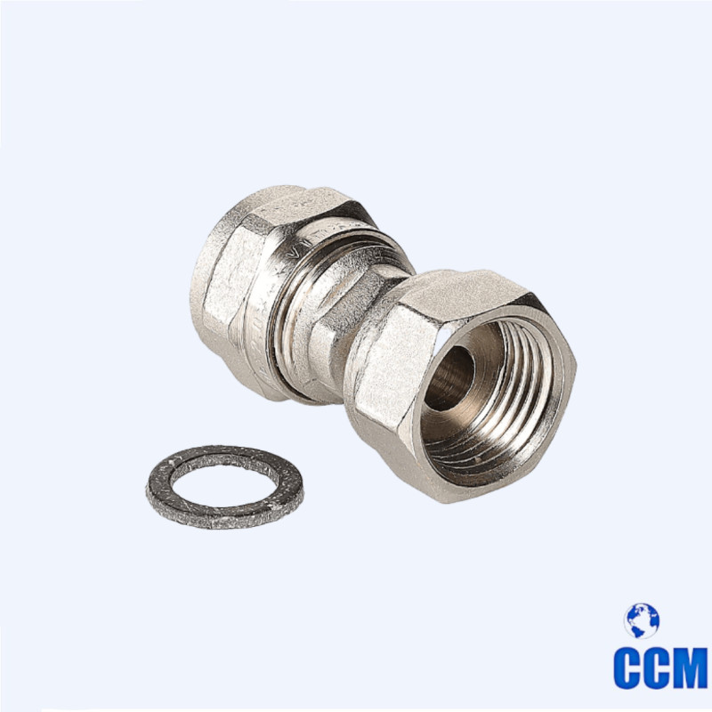 Соединитель обжимной с накидной гайкой 16х1/2" VTm.322.N.001604