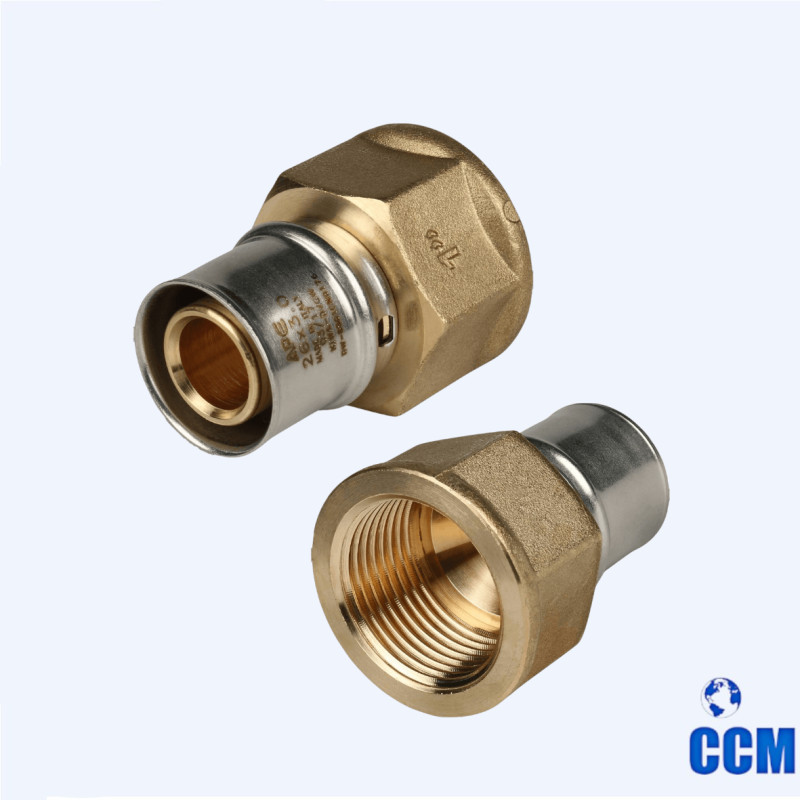 Муфта МП пресс 26х1 вр SFP-0002-000126 STOUT